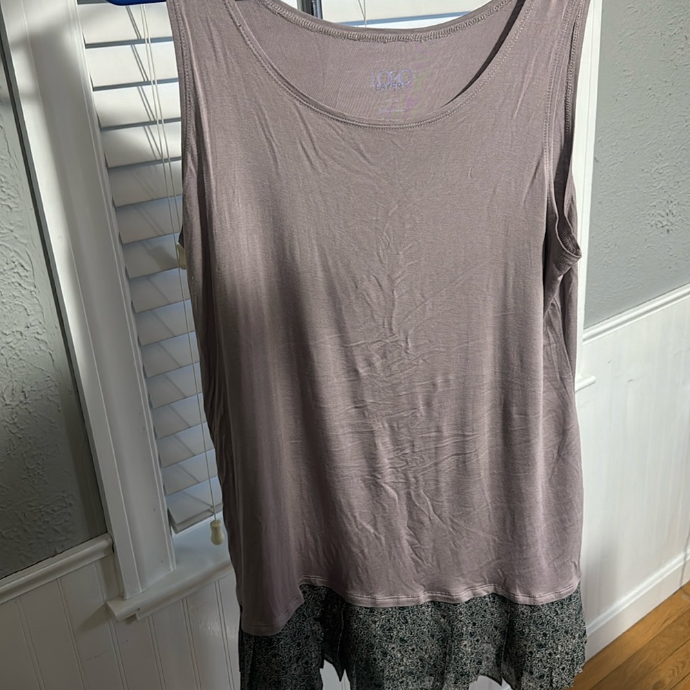 LOGO Lilac Tank with floral bottom